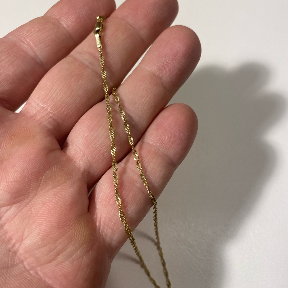 14k yellow gold necklace.